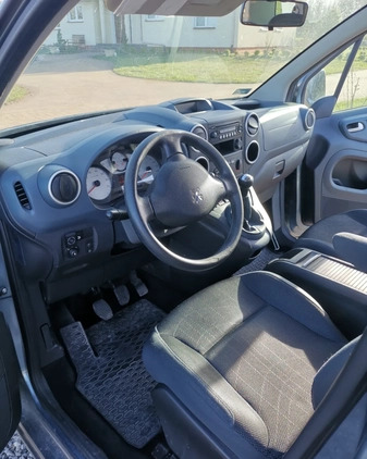 Peugeot Partner cena 25950 przebieg: 174000, rok produkcji 2012 z Białystok małe 191